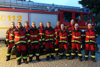 Mannschaftsfoto eines Teils der Löschgruppe Brunsbüttel Süd